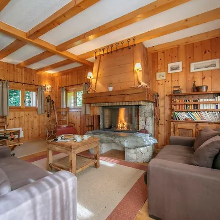 Chalet Sainte-foy-l'argentiere Chalet Sleeps 6 *