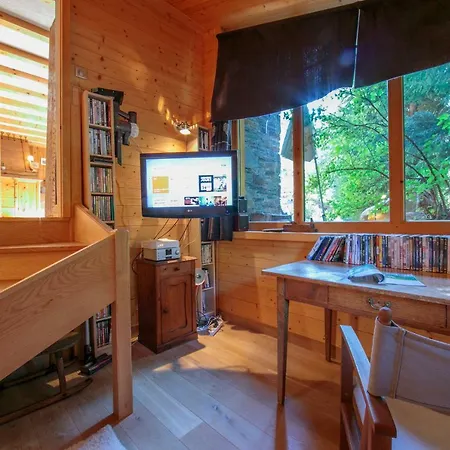 Sainte-foy-l'argentiere Chalet Sleeps 6 * Chamonix