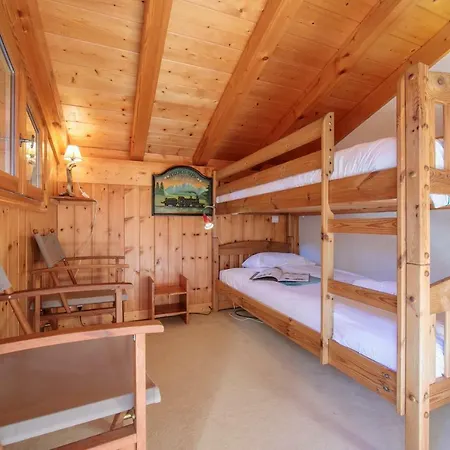 Sainte-foy-l'argentiere Chalet Sleeps 6 Chalet *